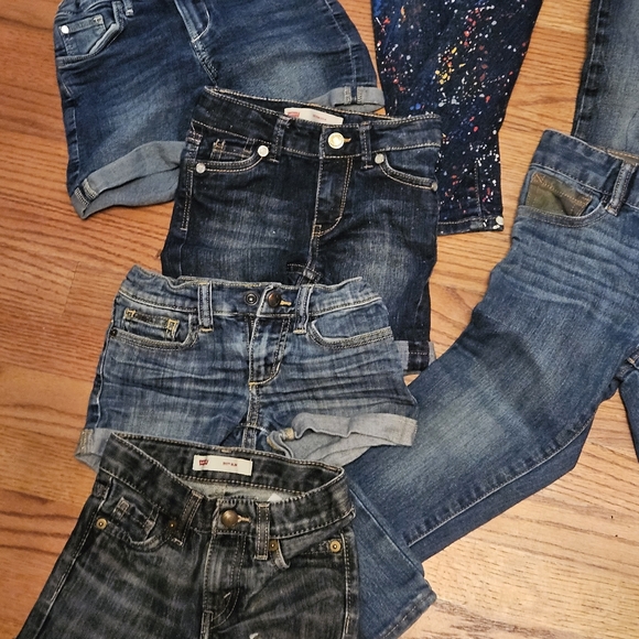 Designer jeans and shirts Bulk - Picture 5 of 5